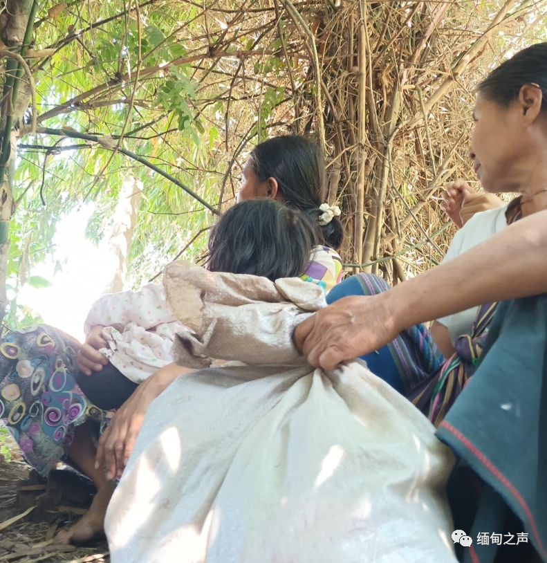 国航备降航班乘客桥梁疫仲裁案怼先入边境架起又成
