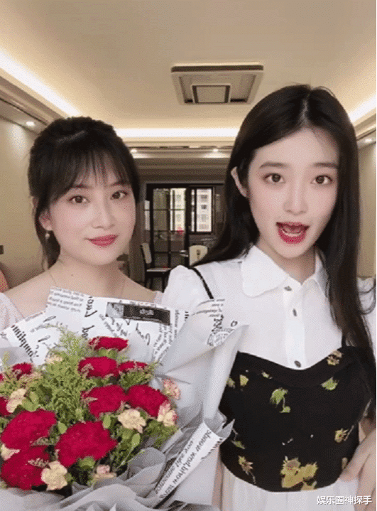 小林青霞柴蔚长大了19岁颜值出众和妈妈同框却被抢镜