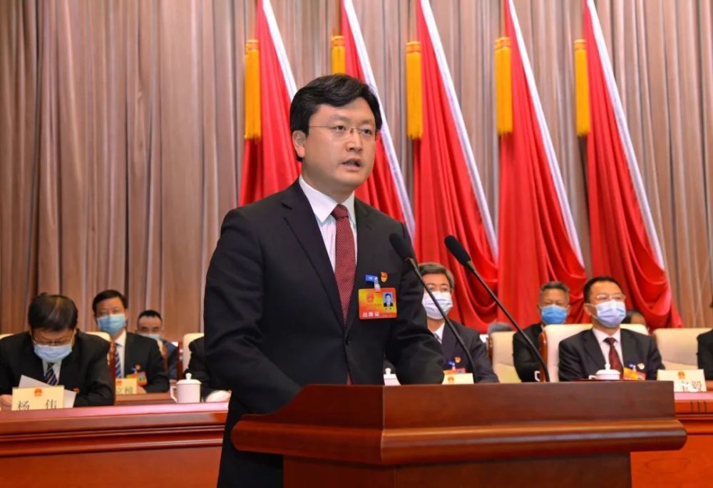 嘉峪关市十一届人大一次会议胜利闭幕