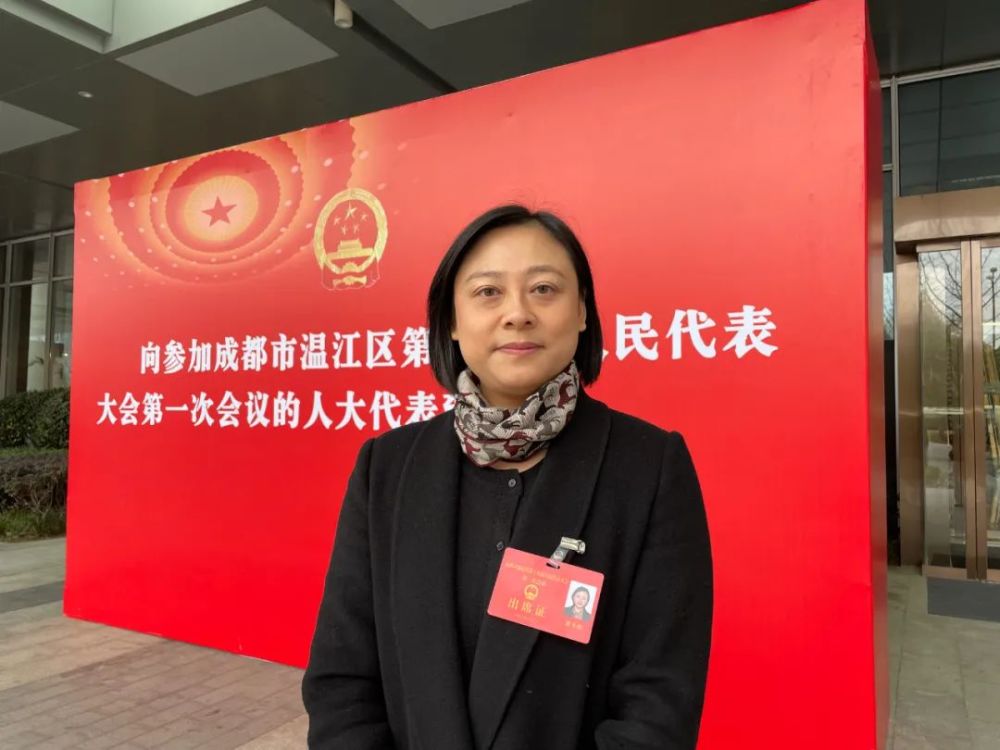 聚焦两会代表委员热议政府工作报告