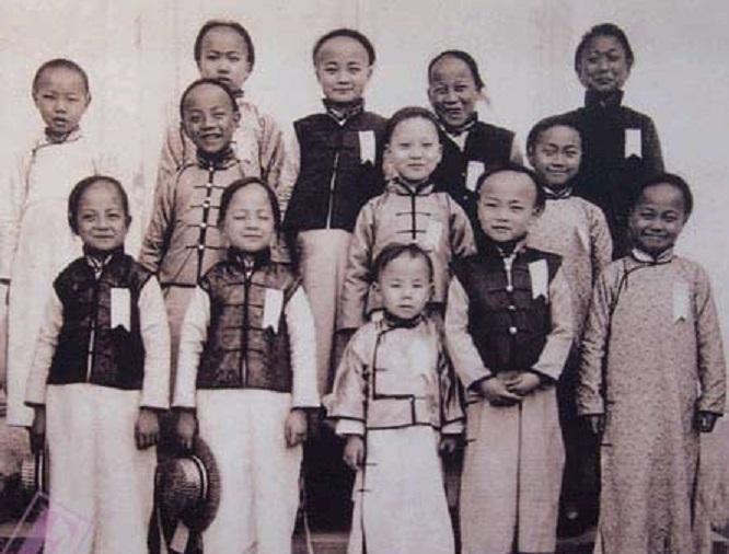 八旗子弟如今身在何处和珅后代在黑龙江种地仍保留祖先传统