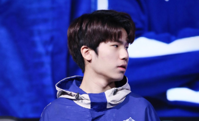 estar进入总决赛,花海的状态却让人担忧,多次上头,被小弟今屿压着打