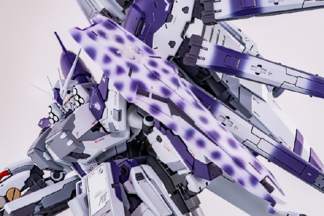 模玩控:斑点配色盾牌,机动战士高达hws海牛高达模型