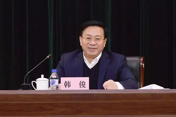 吉林省委副书记省长韩俊给长春理工大学师生作报告