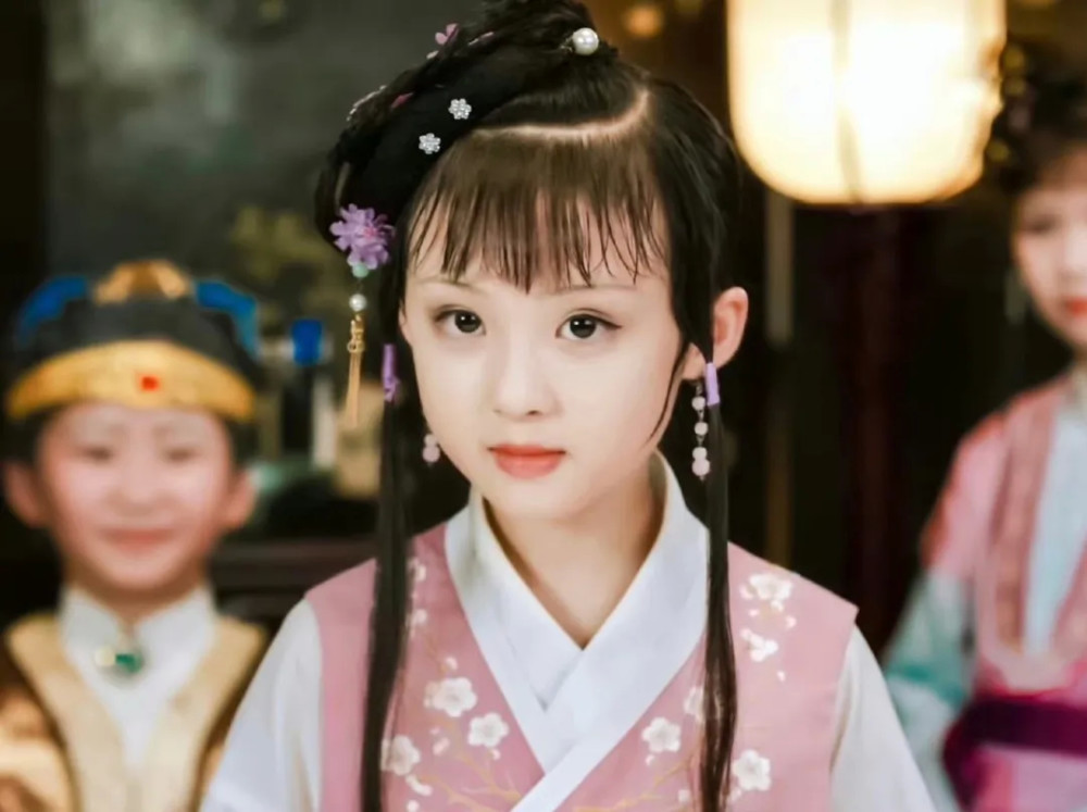 当年小戏骨《红楼梦》和《白蛇传》的小演员们,现在都怎么样了?