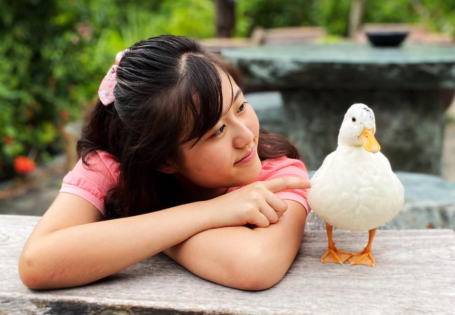 郑智化妻女近照曝光小7岁设计师妻子气质好22岁女儿才貌双全