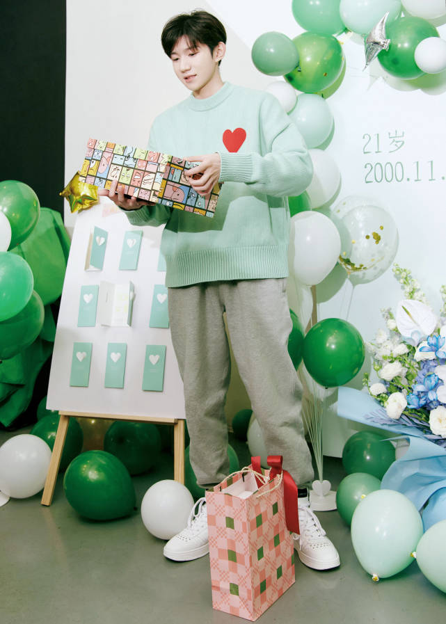 应援色王源谁看了不爱