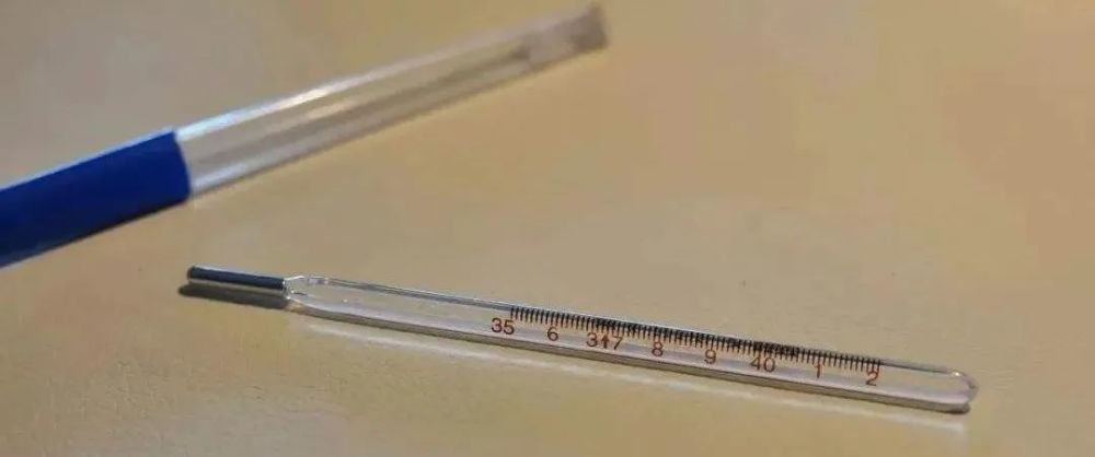 长沙53岁女子高烧40度不退,呼吸衰竭入住重症监护室,竟和家养这种小