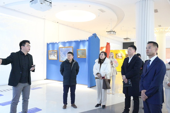 12月9日,经中心合作伙伴海氏海诺集团有限公司董事长麻兆晖引荐,来自