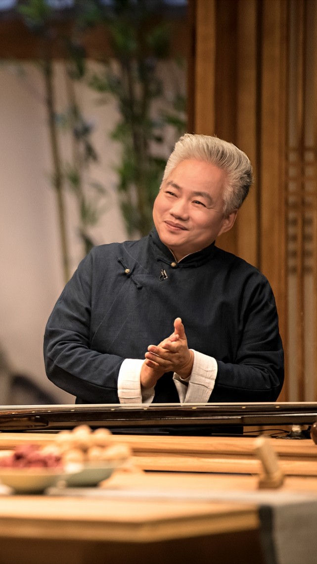 最懂年轻人的音乐会:方锦龙与新九州爱乐乐团"斗乐"广州
