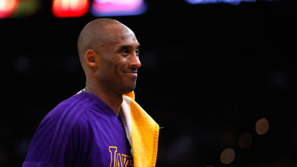 科比 确实聪明！NBA科比妻子只交友不再婚，姐姐看不下去了，但没办法