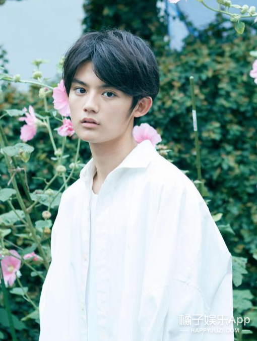 日娱国宝帅哥全方面死角 花美男发际线堪忧 国宝还是耍宝 腾讯新闻