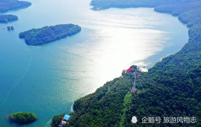 現在這裡開發為薄山湖風景區,奇山秀水,風景宜人,吸引了很多的遊客