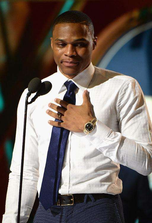 威少难得人间清醒,湖人询价难有结果_腾讯新闻