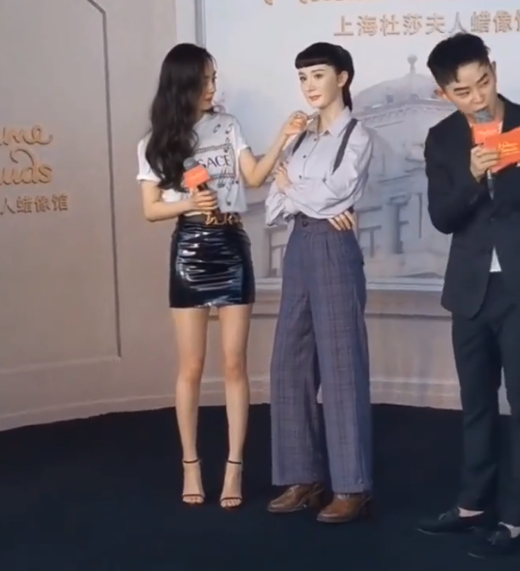 “我在前面等你們”：一名鄭州富士康員工的返鄉之路明星微信二維碼截圖