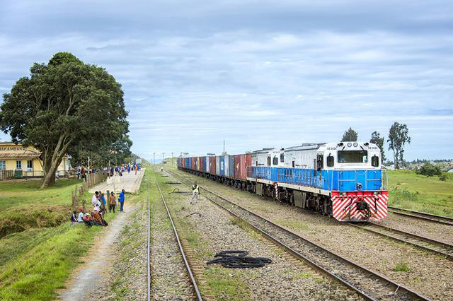 我在非洲修铁路