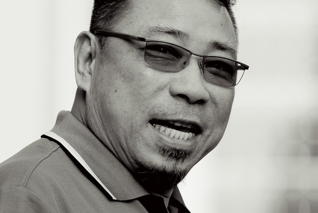 陈松勇:为躲避追捕当演员,力压成龙获影帝,遗产留给保姆