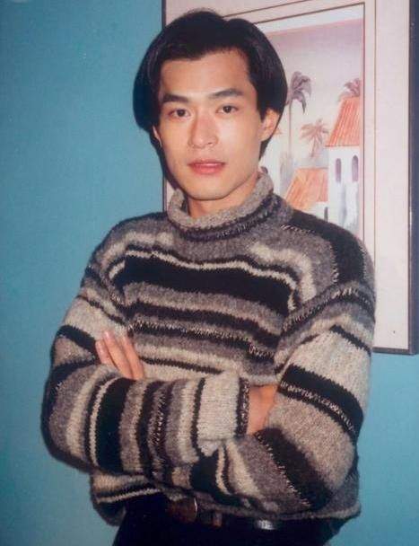 大明書童by2控訴王力宏長文對手李靚蕾花蓮丹秋名師堂轉型