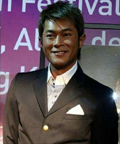 大明書童by2控訴王力宏長文對手李靚蕾花蓮丹秋名師堂轉型
