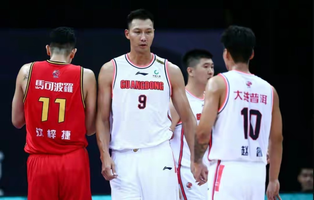 浙江广厦 CBA长春战之广厦狮对抗华南虎，三少联手抵抗国家队