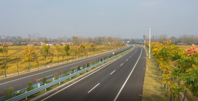 将充分拓展淮安区北部发展空间,优化淮安涟水机场周边干线公路交通