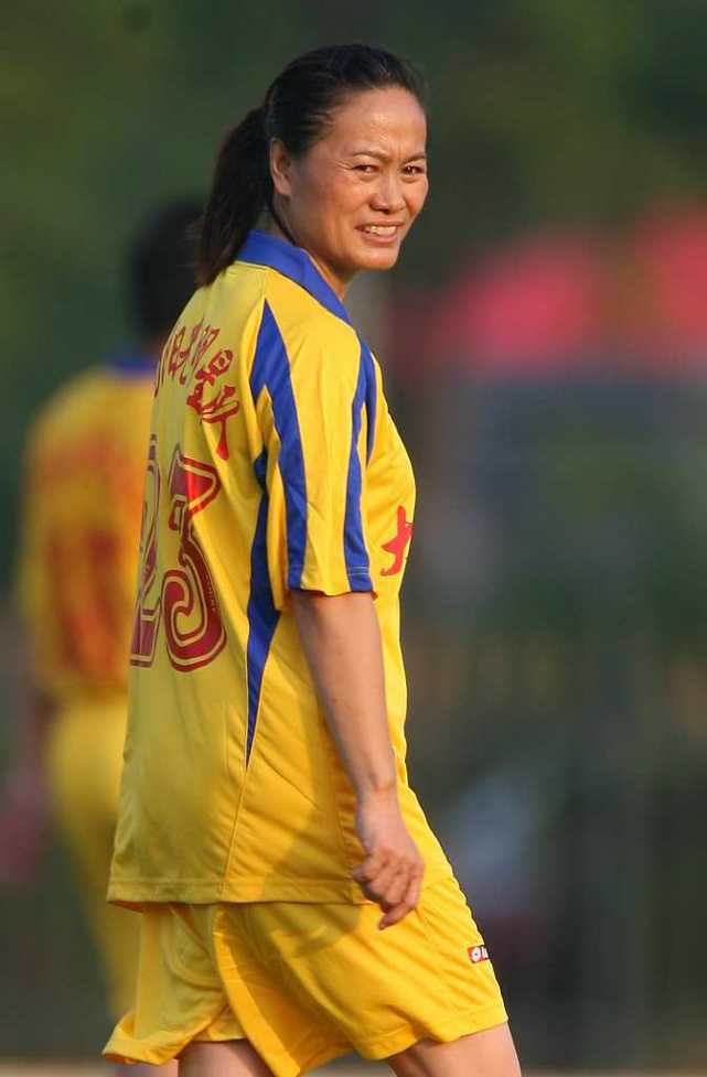 铿锵玫瑰中场核心,跑不死的刘爱玲,中国女足辉煌见证者