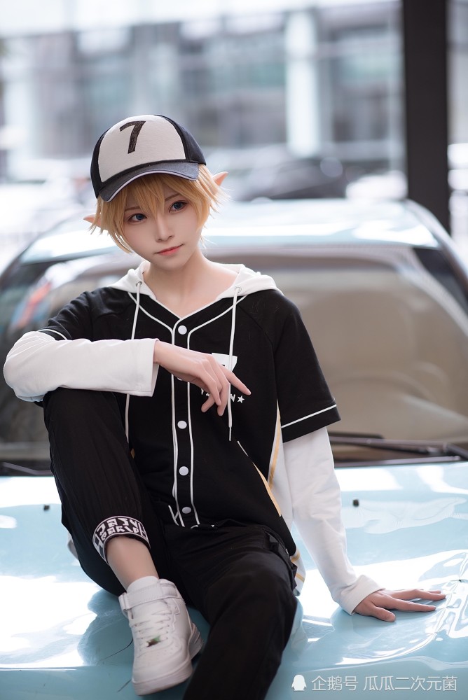 cosplay欣赏丨凹凸世界金丨我背负了登格鲁星所有人的希望