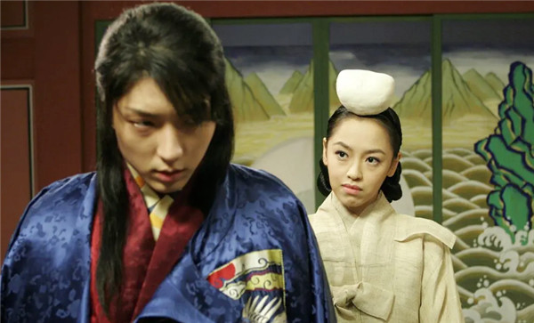 朝鲜妖女张绿水:宴会上和国王当众行事,大臣嫌丢脸拒绝上报明朝_腾讯