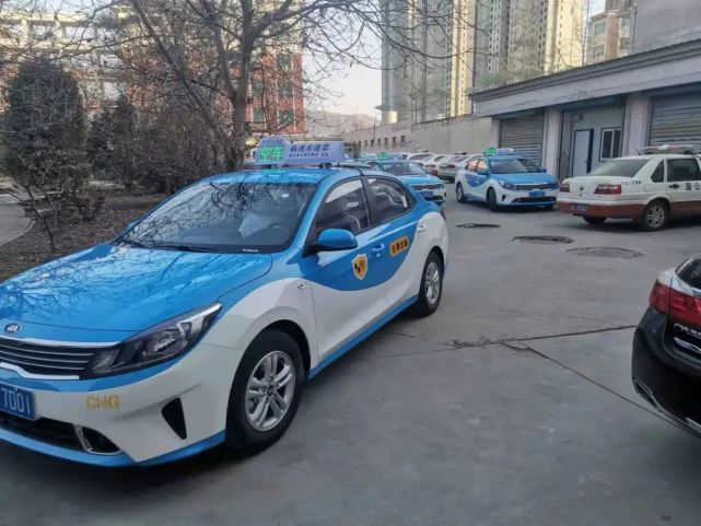临洮县投放新型出租车打造城市新名片