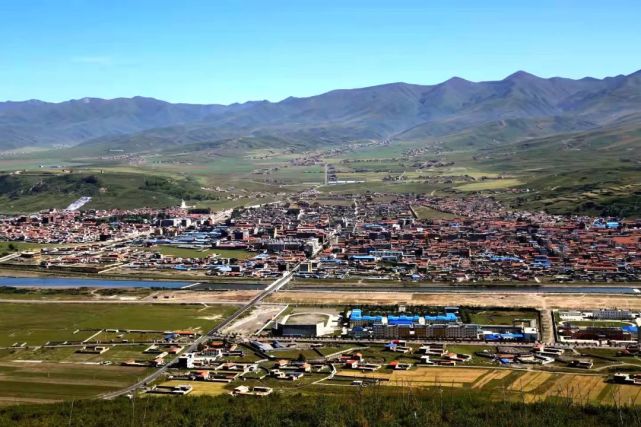 喜讯阿坝县获全省文明城市创建年度测评全省第一名