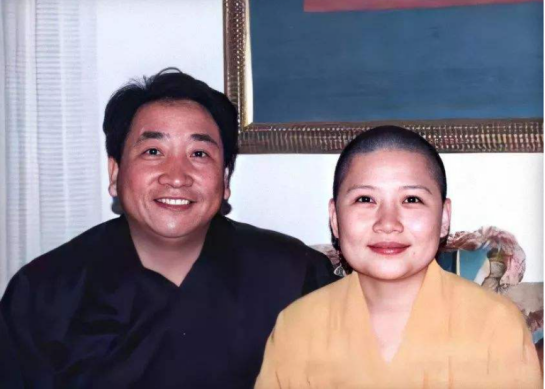 未婚生子,被骗财产,爱上渣男,8位出家为尼的女星,各有各的苦