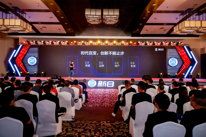 开局大战丨从爱玛新日台铃小刀四大品牌动态看行业趋势