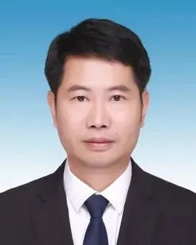 选举产生县人大常委会主任,副主任,县人民政府县长,副县长,县监察委员