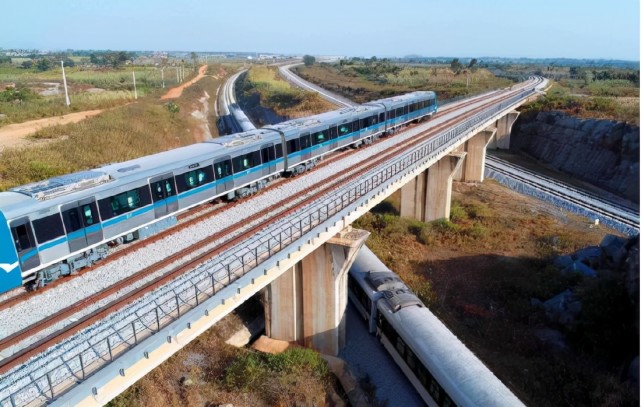 图为尼日利亚铁路中国高铁有多强?