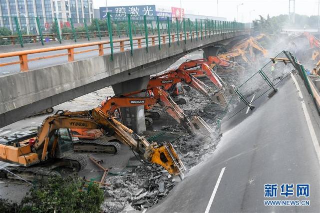 湖北高速大桥又现侧翻,独柱墩桥梁低概率安全隐患,急需正视