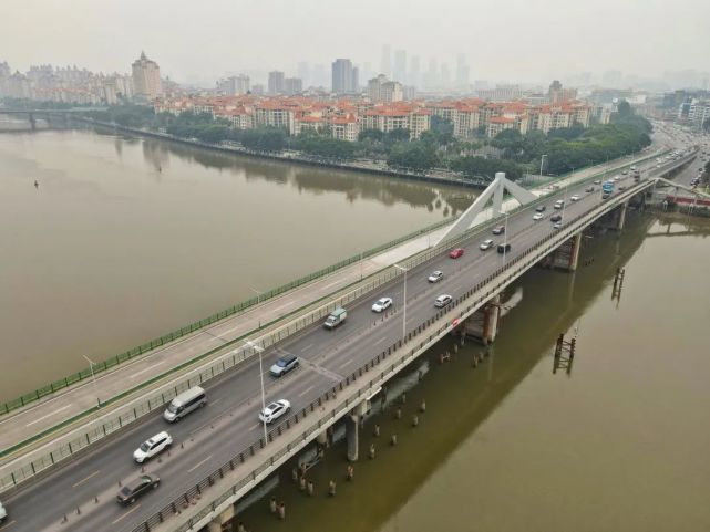 沙溪大桥扩建工程已完工开通试运行计划明年四月新旧桥梁全幅通车