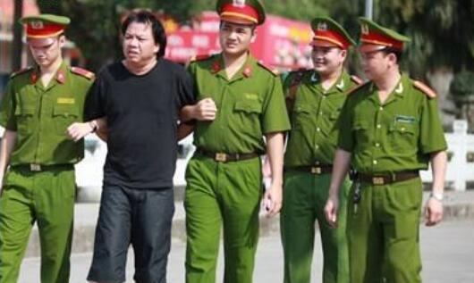 张文甘团伙趁机吸纳了大量的越南退伍军人,充当打手.