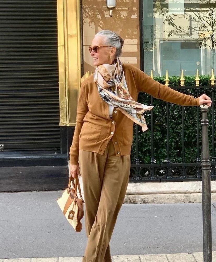 八下人教版语文书感觉奶奶69岁时髦要穿松松中二舒适