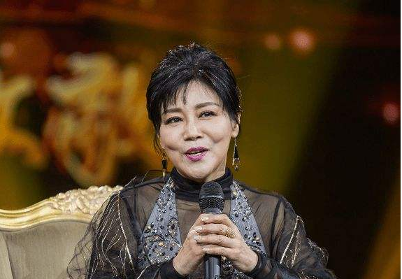 歌唱家苏红:丧夫后不改嫁,伺候公婆10年,让丧子公婆晚年不流泪