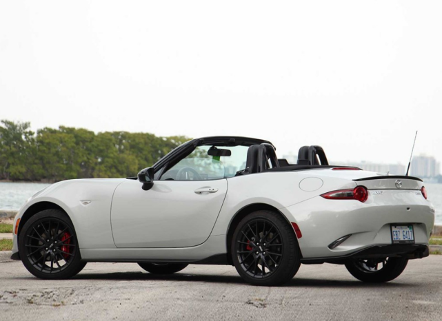 马自达敞篷跑车更新,汇率计算14万多,悬架升级助力"人马合一"!