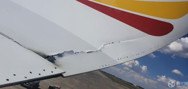 降落时遇大风 一架载80人空客a350新飞机机翼撞击跑道 飞机受损