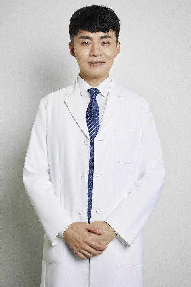 北京朝阳医院陶勇：把光明捧在手中 照亮每个人的脸庞_腾讯新闻