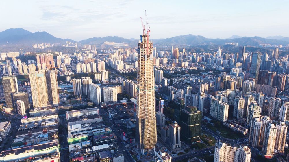 城脉金融中心大厦项目位于深圳市罗湖区红岭北路与桃园路交汇处,由