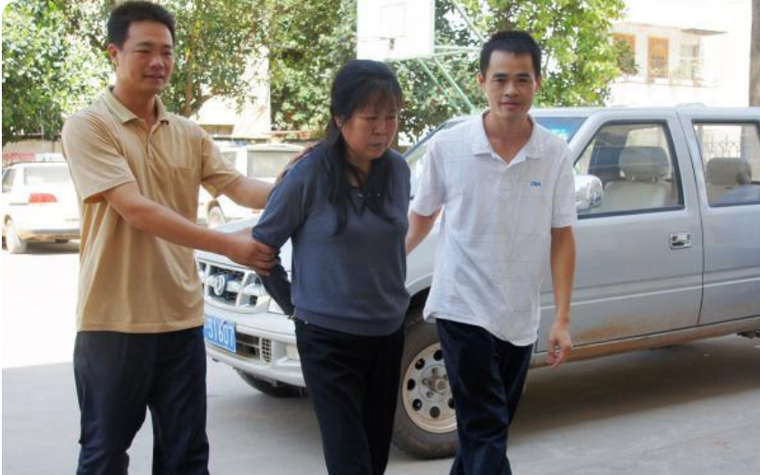 不少人贩子落网收监,就比如号称"中国第一女人贩子"的陈香莲