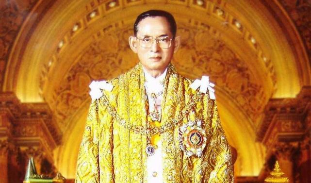 泰国皇帝郑信图片