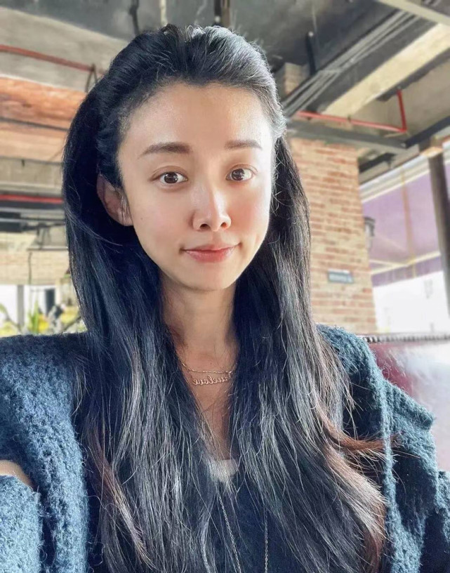 主持人贝倩妮感叹看电视的人越来越少,做直播的人越来越多