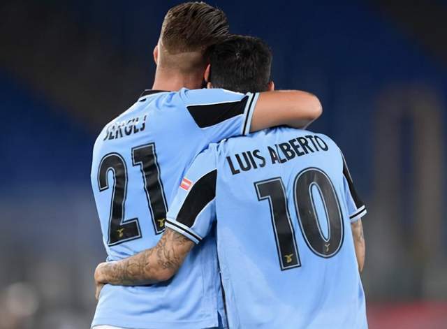 别开香槟国米冲击联赛七连胜马总不谈伊卡尔迪小梅西进三球