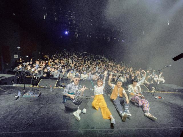 大粉乐队"梦如浪潮"全国巡演提前收官 乐迷"明年见"