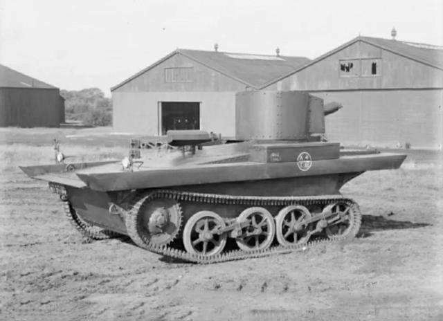 英制:维克斯 m1931水陆两栖坦克车组人数:2人装甲厚度:5~13毫米