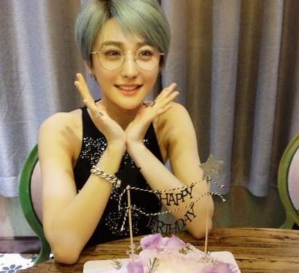 谎称单身瞒着丈夫参加好声音成名后离婚的陈冰怎样了